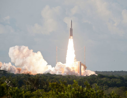  ariane5-launch-2015.jpg